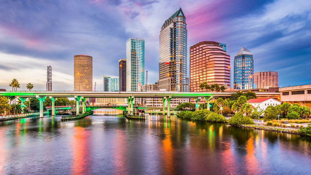 image of skyline in Tampa Florida